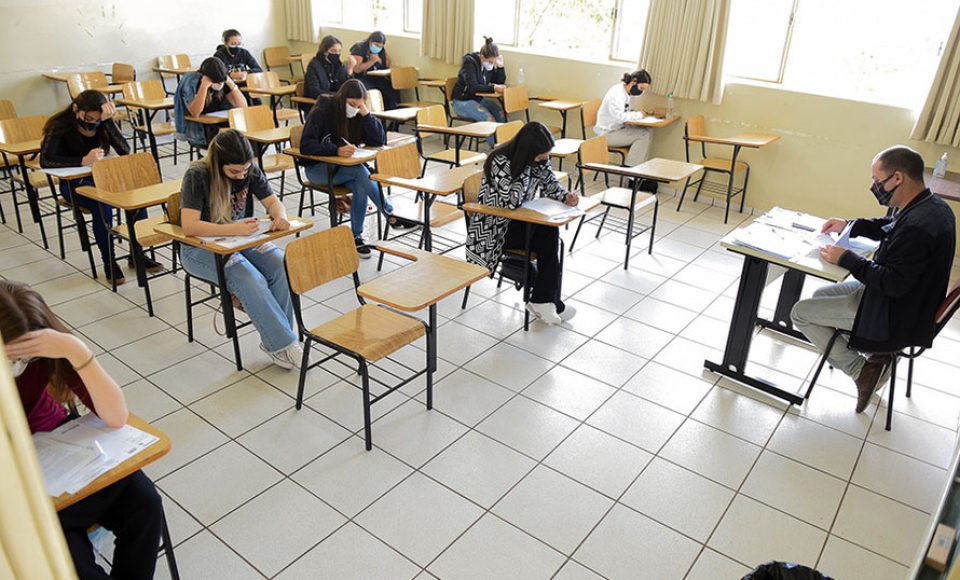 Universidades Estaduais definem mudanças para o Vestibular 2022 - Em virtude da pandemia no novo coronavírus, as Universidades Estaduais do Paraná estão alterando o formato dos vestibulares. O objetivo é incentivar o ingresso de novos estudantes nas instituições respeitando as medidas sanitárias. -  Curitiba, 02/07/2021  -  Foto: Divulgação SETI