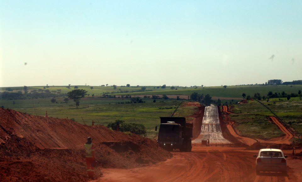 10/02/2022 - Parana em Obras - Estrada da Boiadeira