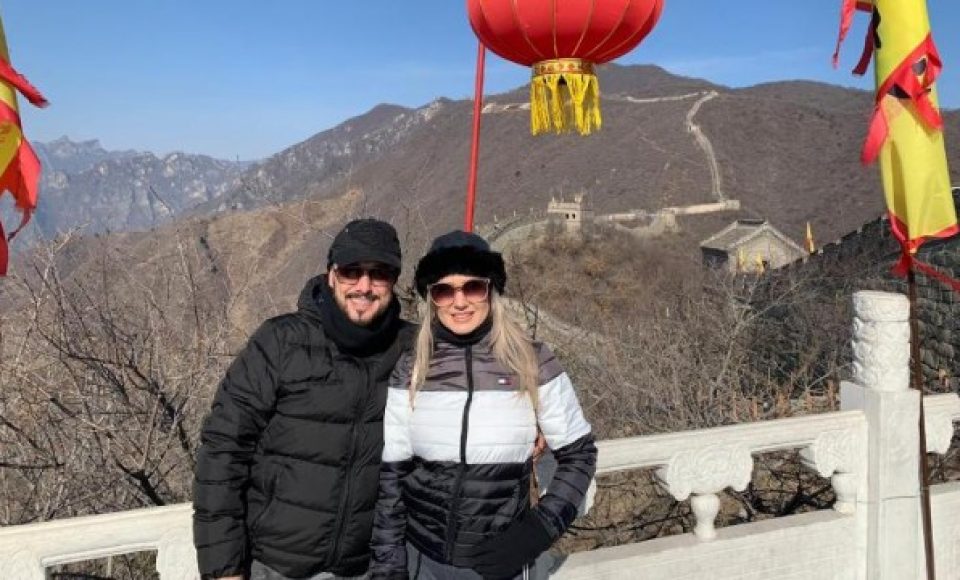 Clóvis Bruno Filho e a esposa Vanessa durante a viagem
Foto: Assessoria