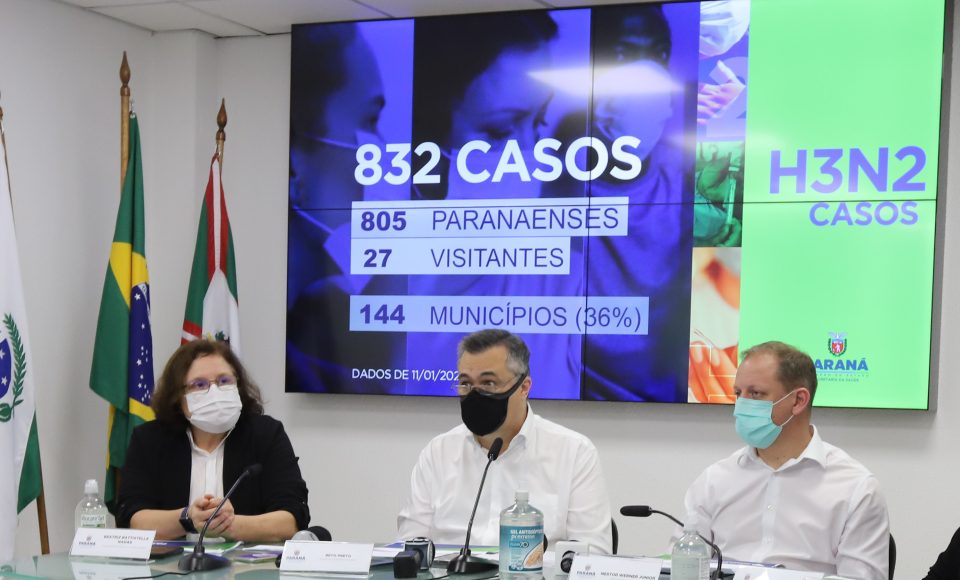 O secretário estadual de Saúde, Beto Preto, atende a imprensa nesta quarta-feira (12),  para falar sobre o cenário da pandemia de Covid-19, com evolução de casos nos últimos boletins - Curitiba, 12/01/2022 - Foto: Geraldo Bubniak/AEN