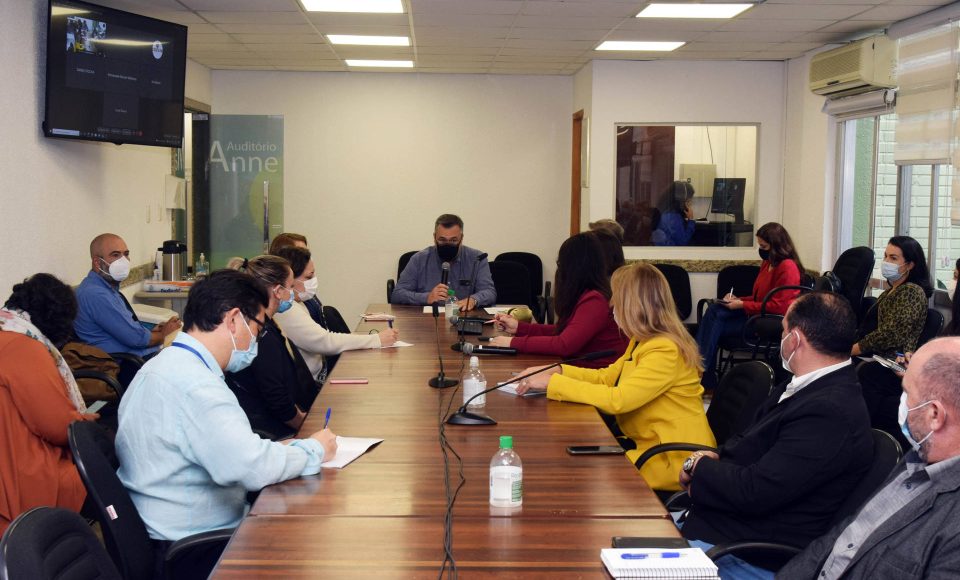 O Paraná participa da Pesquisa de Prevalência de Infecção por Covid-19 no Brasil (PrevCov), realizada pelo Ministério da Saúde. No estado, 21 municípios, entre a capital Curitiba e a Região Metropolitana, foram elencados para participar do estudo que deve envolver mais de oito mil pessoas.  -  Curitiba, 10/09/2021  -  Foto: Américo Antonio/SESA