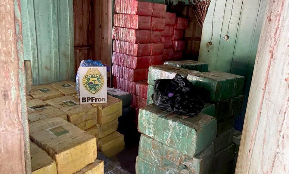 BPFRON apreende mais de três toneladas de drogas em Diamante D’Oeste -