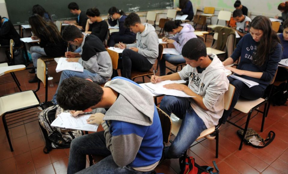 Estudantes brasilienses concluem simulado do Enem
Colégio Setor Oeste, Asa Sul, Brasília, DF, Brasil 7/7/2016 Foto: Gabriel Jabur/Agência Brasília.