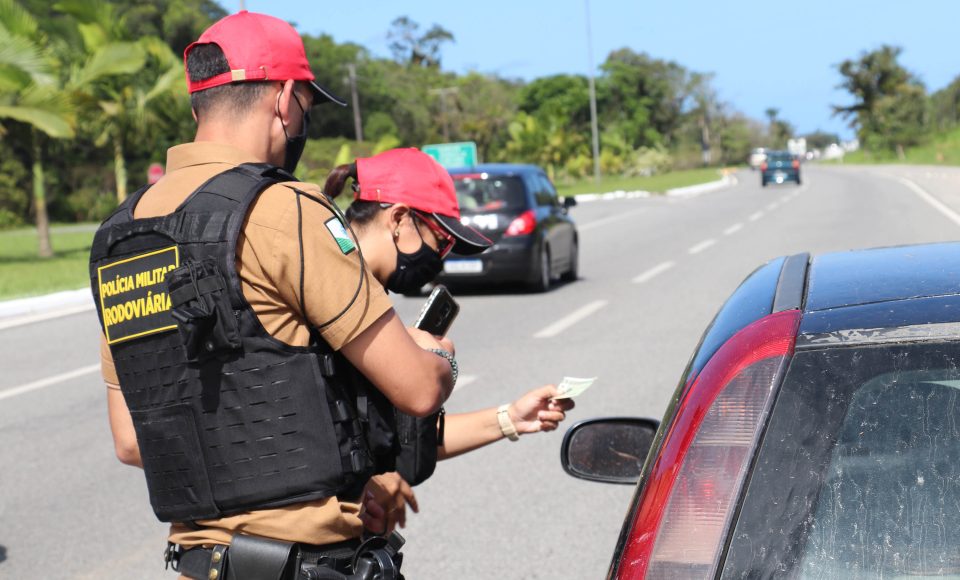 BPRv alerta para excesso de velocidade nas rodovias est aduais; mais de 4 mil flagrantes foram registrados no feriado - 27/12/2021