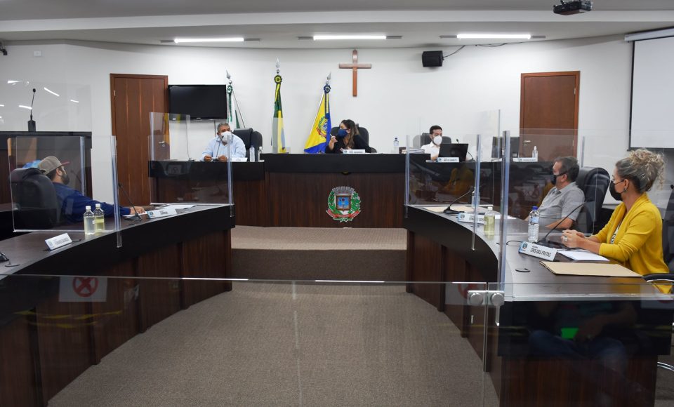 165757861661729de9da5062.31349828