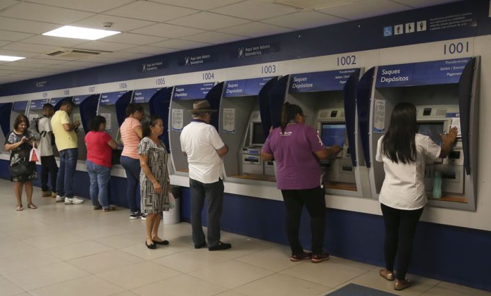Agências da Caixa abrirão neste sábado para saque do FGTS