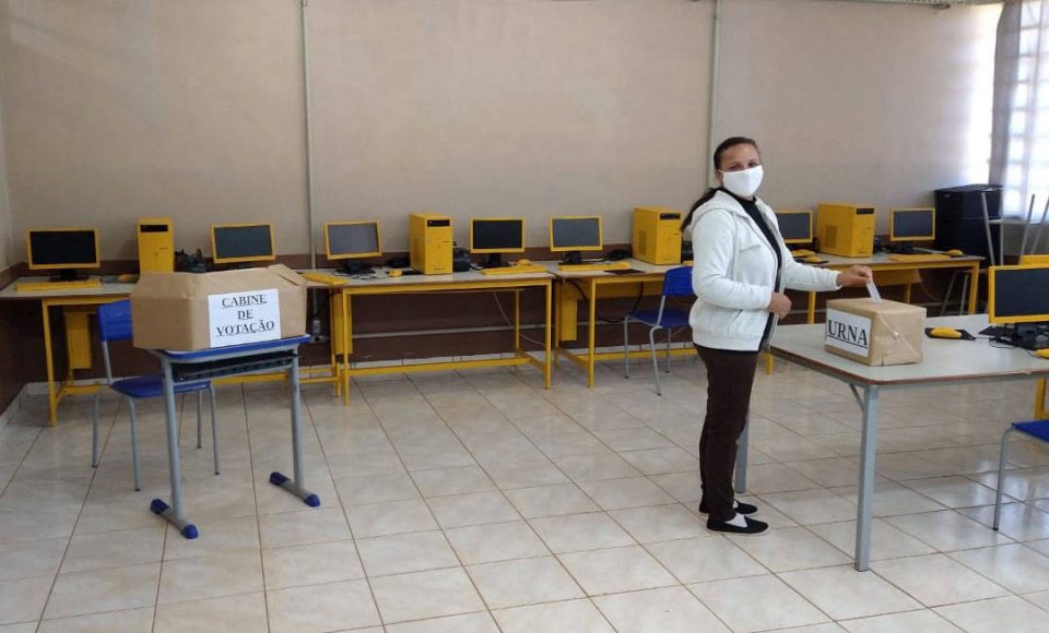 As eleições para diretores nas escolas públicas do Paraná vão ser concluídas nesta sexta-feira (23) com a realização da segunda votação em 227 instituições de ensino. No último dia 09, na primeira data da consulta, 1.455 colégios tiveram chapas eleitas. -  Curitiba, 22/07/2021  -  Foto: SEED
