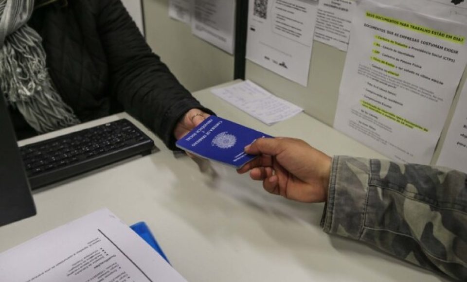 Agência do Trabalhador, em Curitiba. 
Curitiba foi a quinta capital brasileira com menor taxa de desemprego no segundo trimestre de 2019, e a Região Metropolitana tem a terceira menor taxa do país.  16/08/2019 -  Foto: Geraldo Bubniak/AEN
