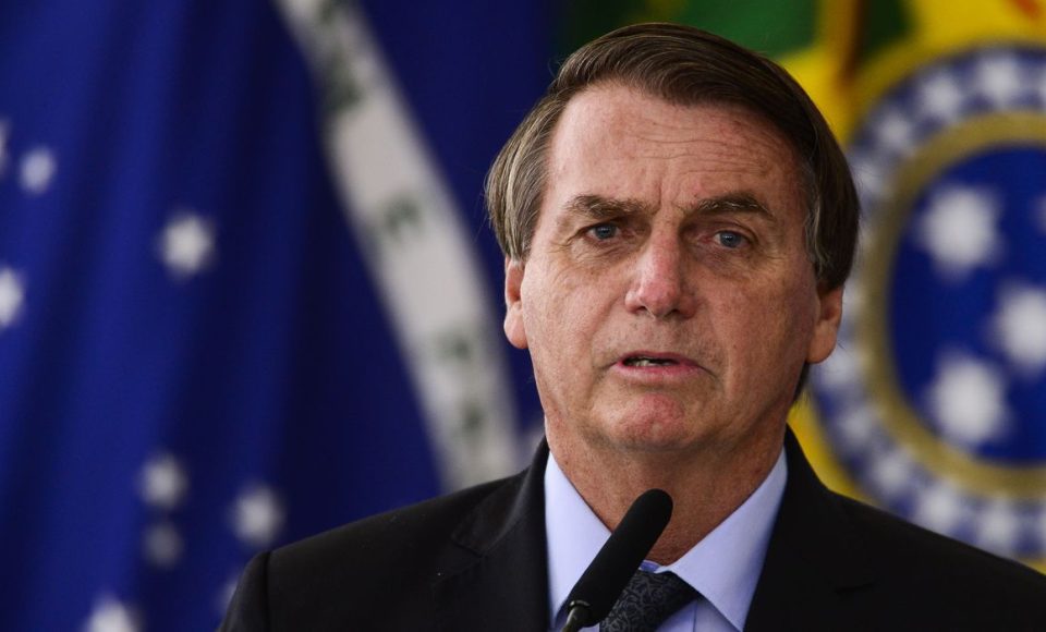 O presidente Jair Bolsonaro durante cerimônia para o  anúncio de investimentos para o Programa Águas Brasileiras.