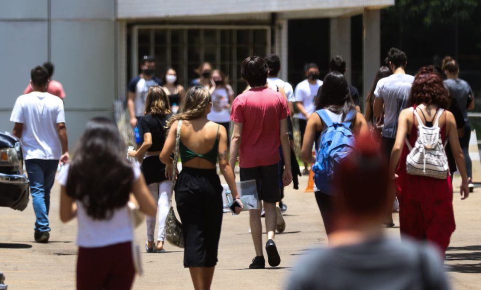 Estudantes de todo Brasil, fazem o segundo dia de prova do Enem (Exame Nacional do Ensino Médio