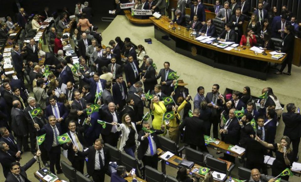 Plenário da Câmara inicia votaçao da reforma da Previdência