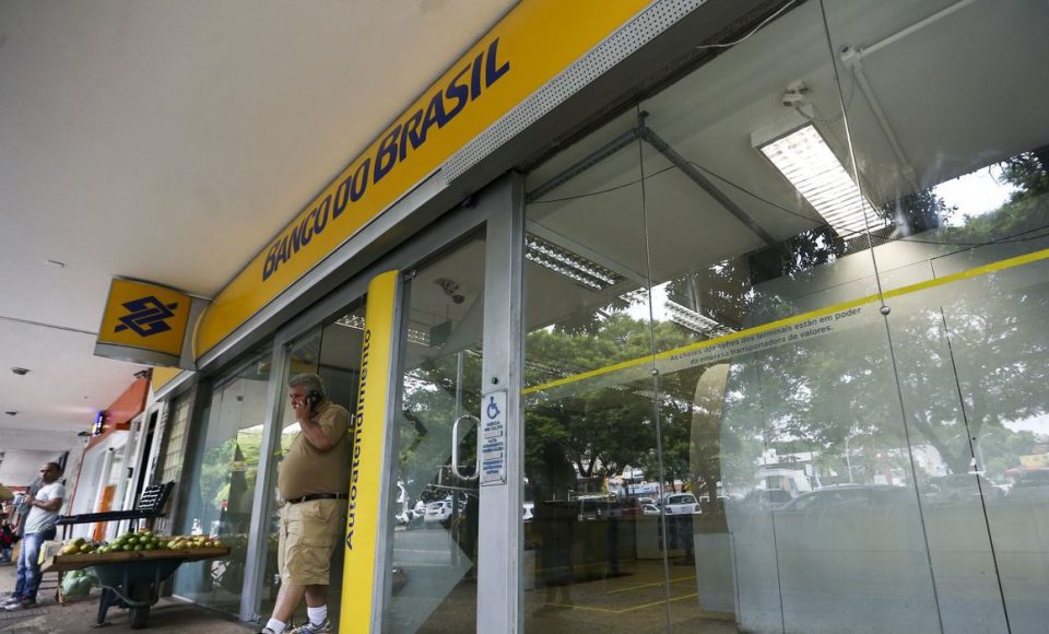 Fachada de Agência do Banco do Brasil.
