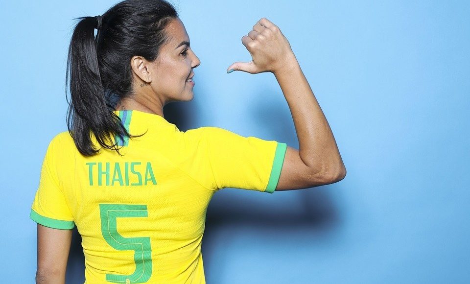 De Xambrê, a paranaense irá representar Seleção Brasileira no Torneio Internacional da França, entre os dias 2 e 12 de março, nas cidades de Calais e Valenciennes -(Photo by Naomi Baker - FIFA/FIFA via Getty Images)