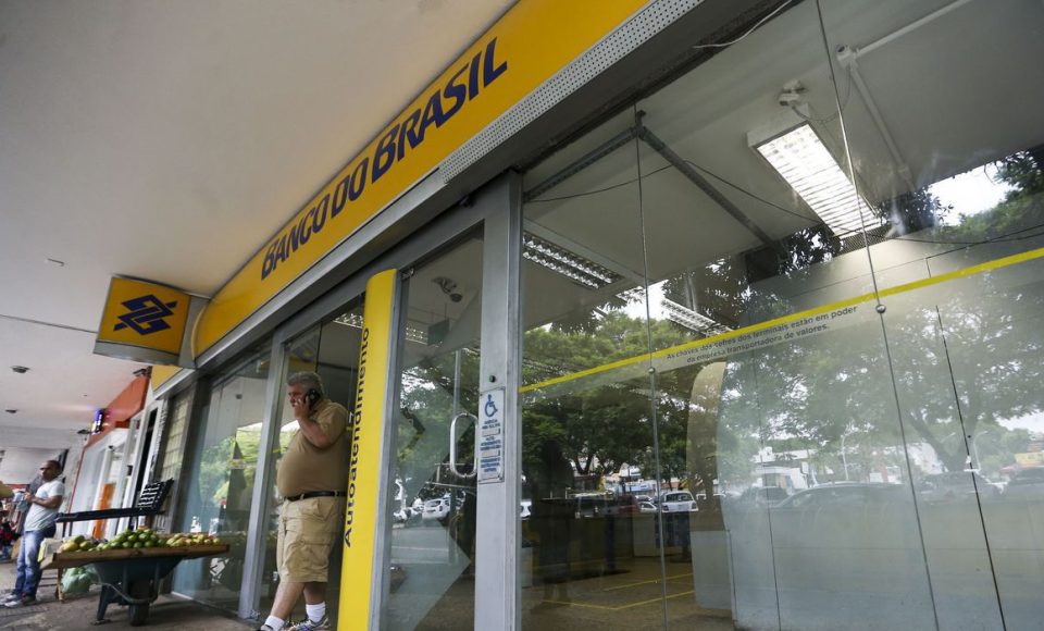 Fachada de Agência do Banco do Brasil.