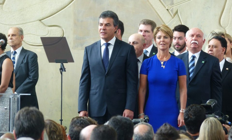 Justiça aceita denúncia e torna família Richa ré por lavagem de dinheiro — Foto: Daiane Baú/G1