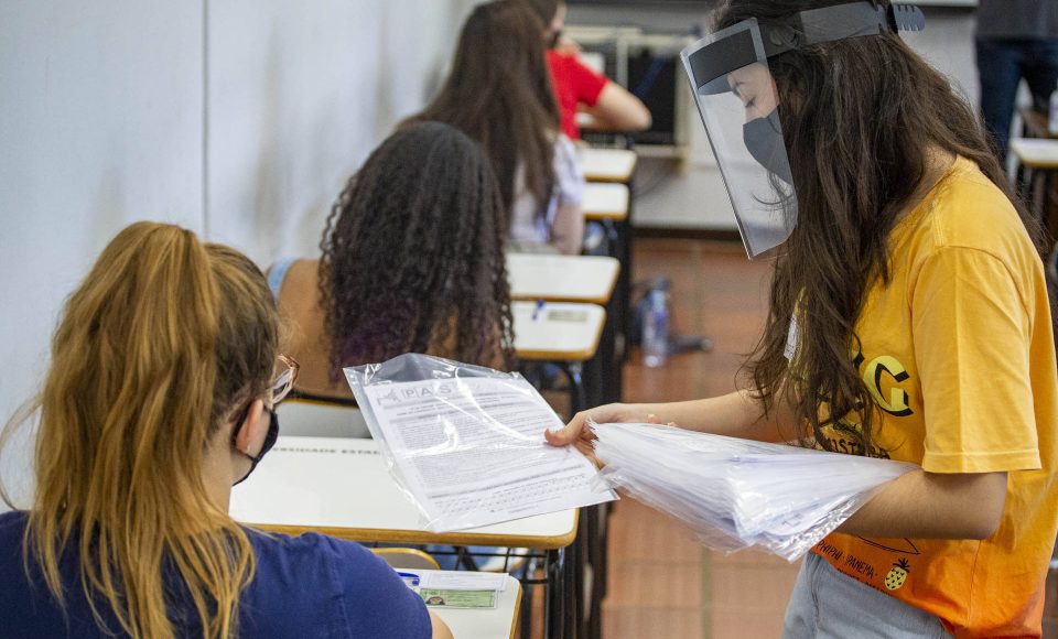 UEM divulga homologação das inscrições do PAS e Vestibular 2021  - Maringá, 12/11/2021 - Foto: UEM