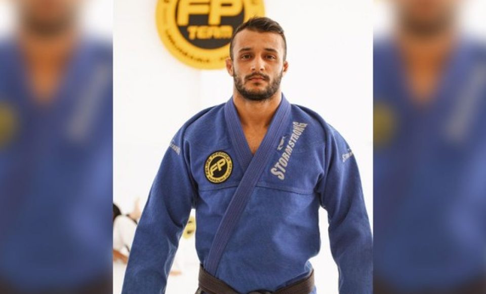 5000901075e4d9c5d7ea408.58847181