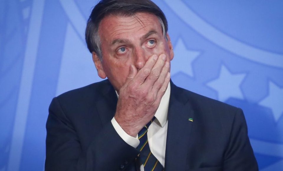 Presidente Jair Bolsonaro, ministro da Educação Abraham Weintraub, Onix Lorenzoni participam da solenidade de ampliação do Programa Educação Conectada nas Escolas e Comemoração do Dia da Bandeira , no Palácio do Planalto
| Sérgio Lima/Poder360 19.nov.2019