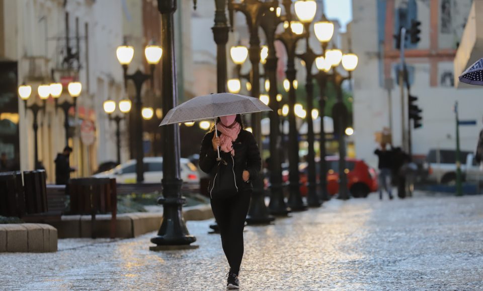Chuva 
Foto: Geraldo Bubniak/AEN