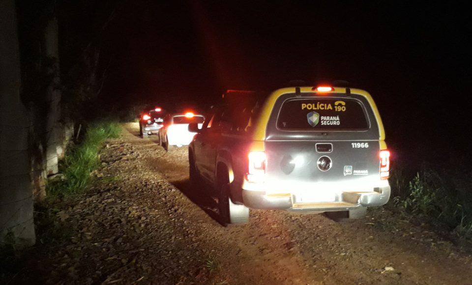 As forças policiais do Paraná fiscalizaram 1.333 estabelecimentos comerciais e realizaram 553 ações de dispersão de aglomeração entre a meia-noite de sábado (27) e as 7 horas desta segunda-feira (1º). Foram 138 prisões e 47 adolescentes apreendidos no primeiro final de semana de reforço na fiscalização das medidas de proteção contra a Covid-19. -  Curitiba, 01/03/2021  -  Foto: Divulgação SESP-PR