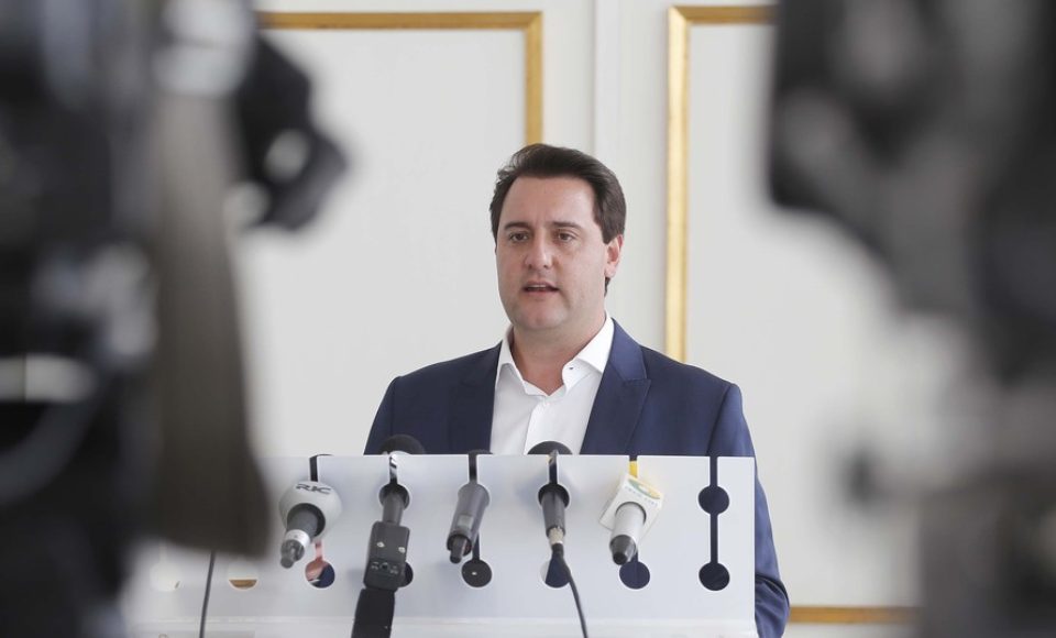 O governador Carlos Massa Ratinho Júnior reuniu-se com seus secretários, nesta terça-feira (08) e anunciou novas medidas administrativas. 
Curitiba, 08-01-2019.
Foto: Arnaldo Alves / ANPr.