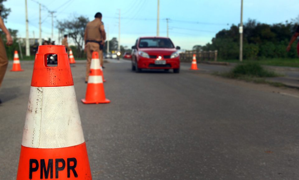 Operação bloqueio na cidade de Pinhais