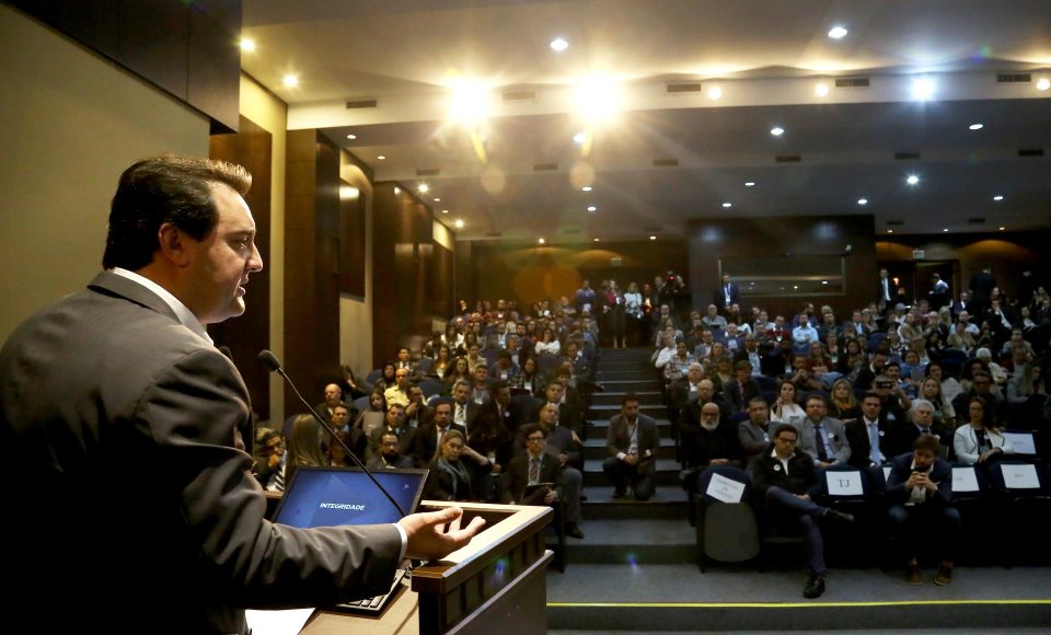 Governador Carlos Massa Ratinho Junior participa da abertura do I Simpósio Paranaense de Combate à Corrupção na Administração Pública - Curitiba, 13/06/2019 - Foto: Jaelson Lucas/ANPr