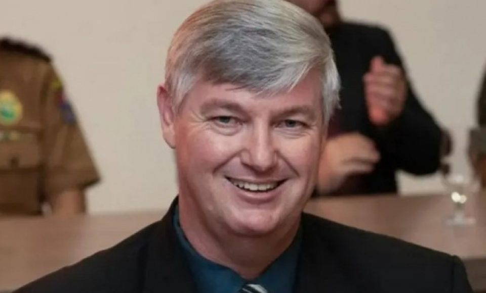 PROFESSOR